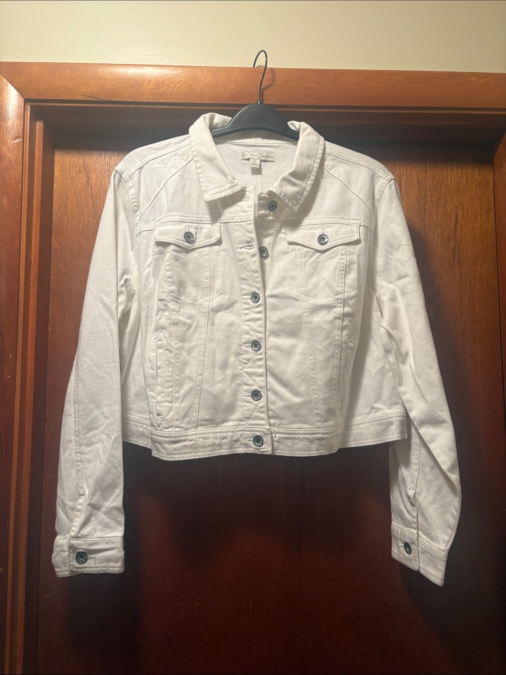 Cropped White Denim Jacket - Women